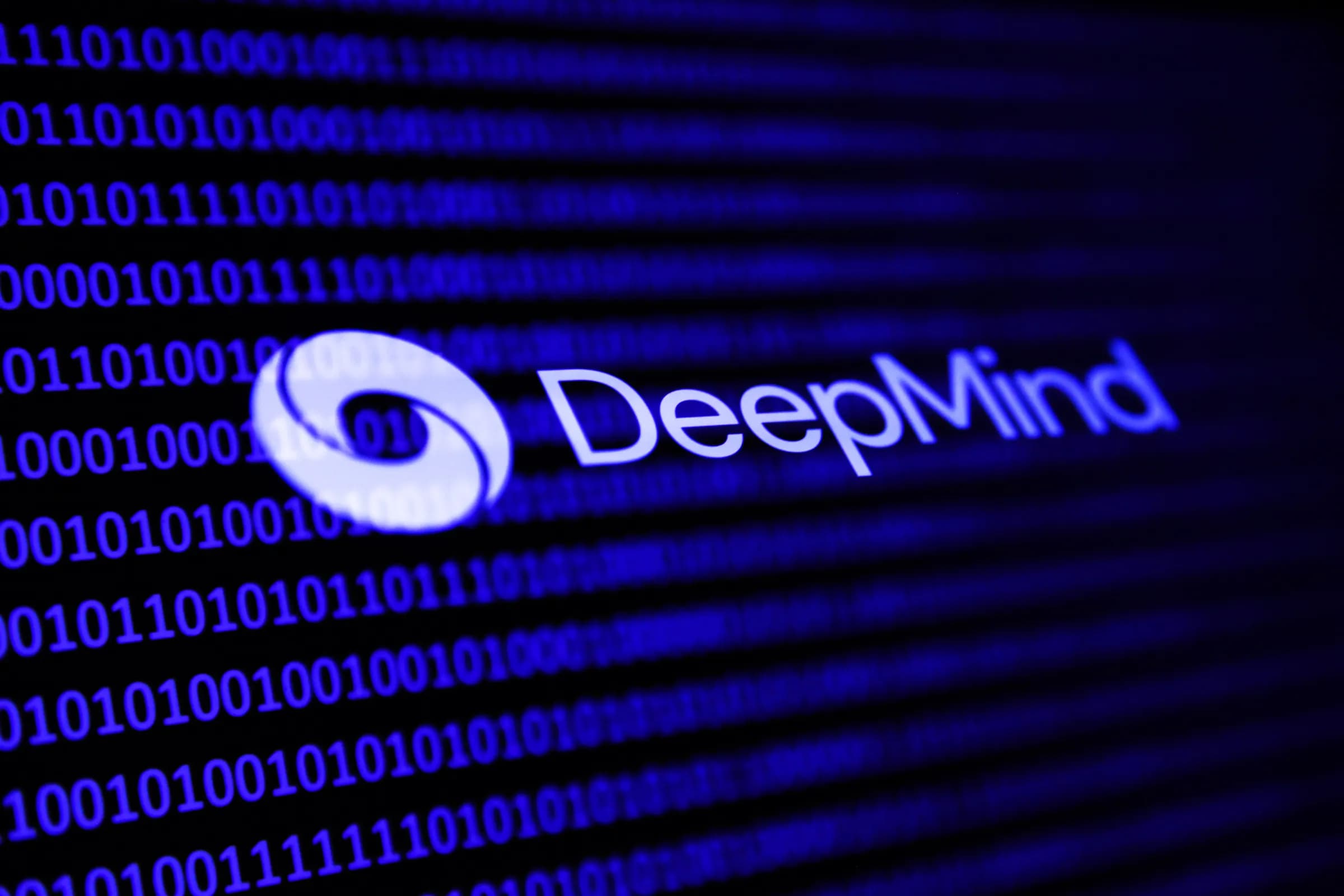 Google DeepMind обещает вылечить все болезни с помощью ИИ. Не так быстро
